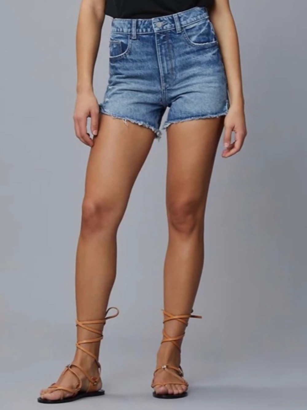 DL1961 Emilie High Rise Distressed Denim Shorts Raw Hem Vintage Wash 4” Size 31